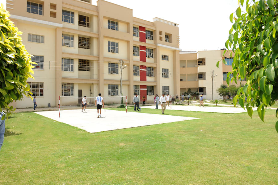 Global Group of Institutes Amritsar Academic Building photo 1